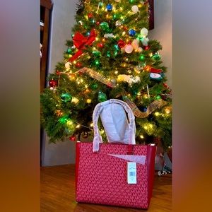 Michael Kors 3-1 Shoulder Bag